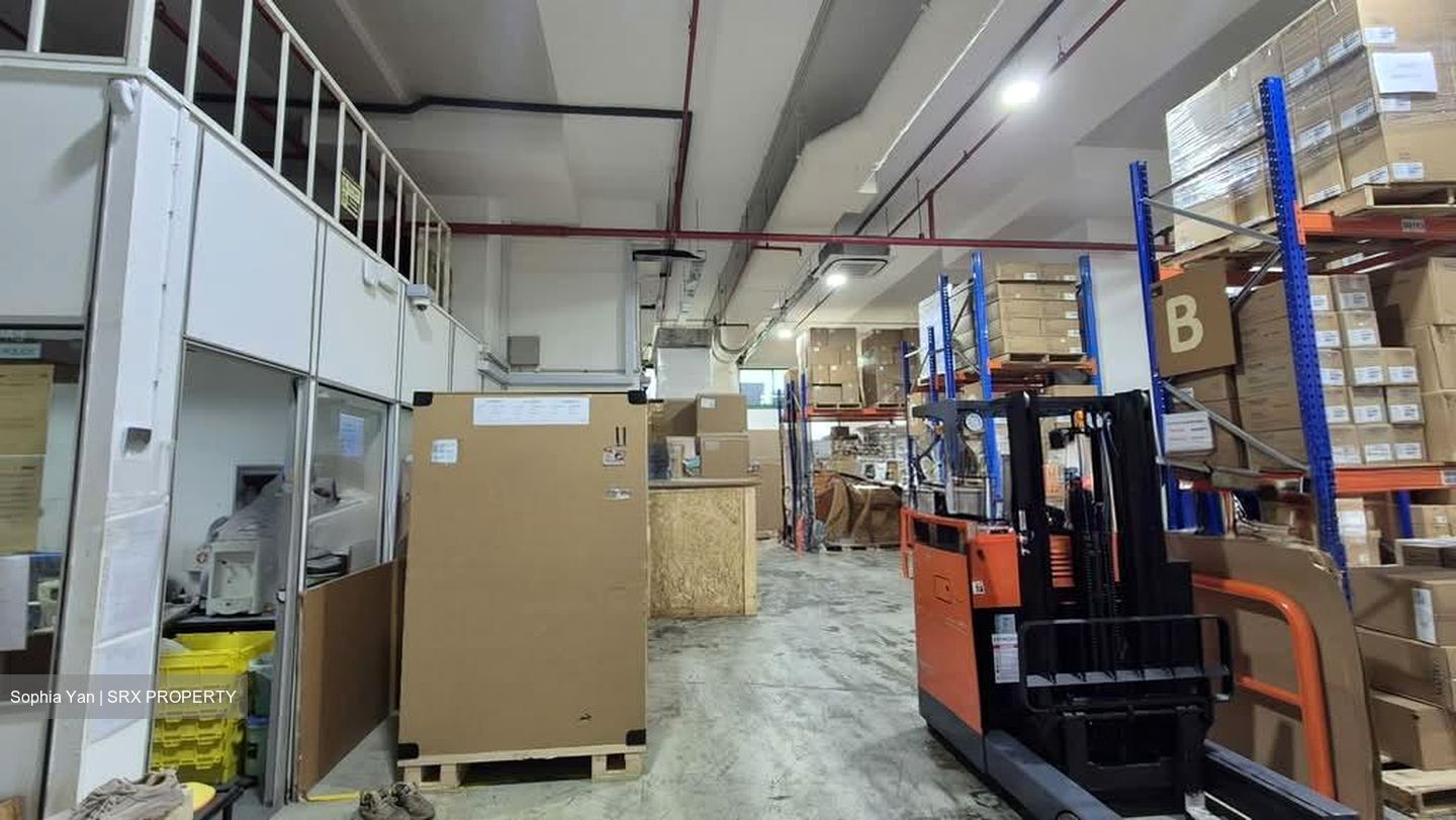 Pantech Business Hub (D5), Factory #548590041